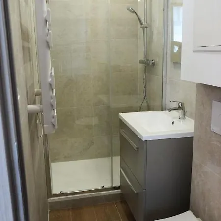 Centre Cannes, 103, 2 Personnes By Palmazur Cannes